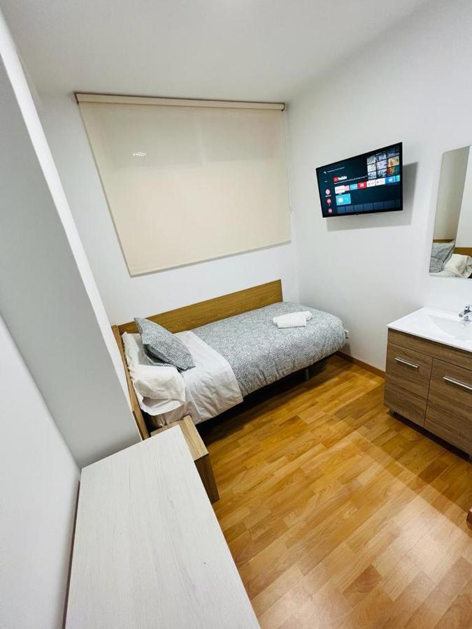 Hospedaje Colonia Vallecas Madrid Exterior photo