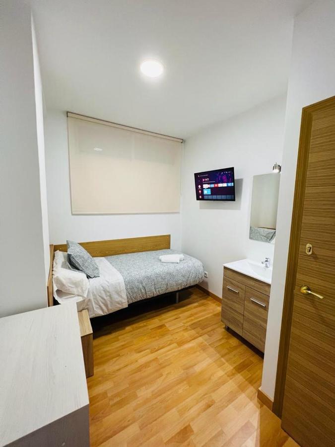 Hospedaje Colonia Vallecas Madrid Exterior photo